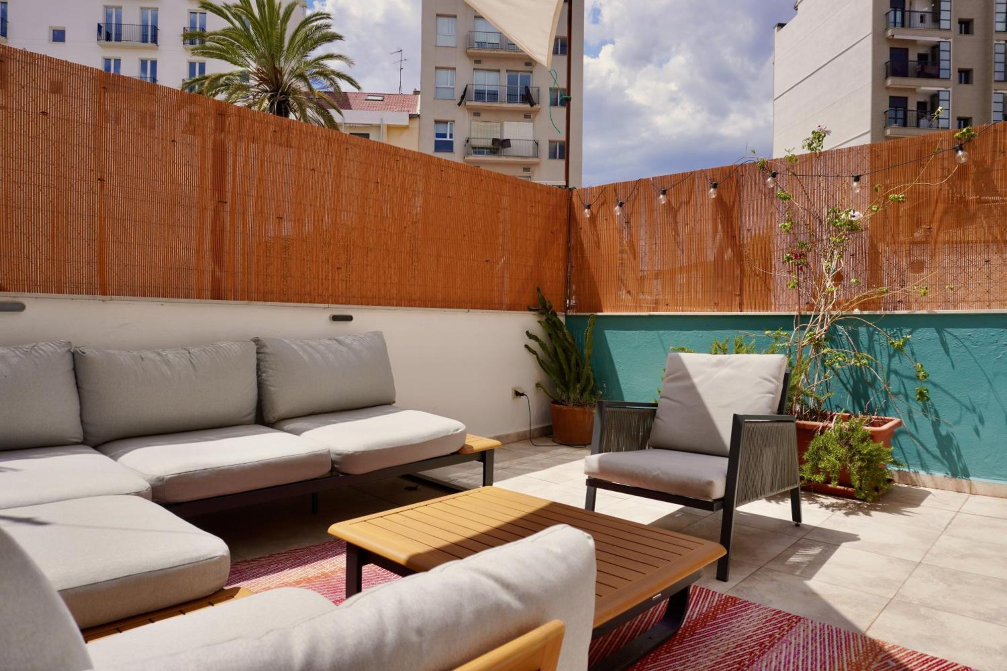 Hosted By Gracie Apartamento Valência Exterior foto